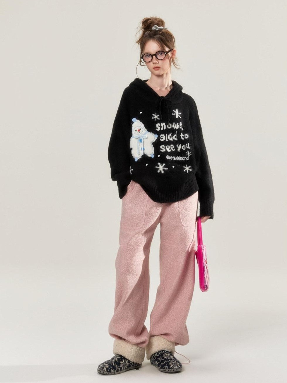 BETWEENAND Black Snowman Jacquard Embroidered Knit Women&