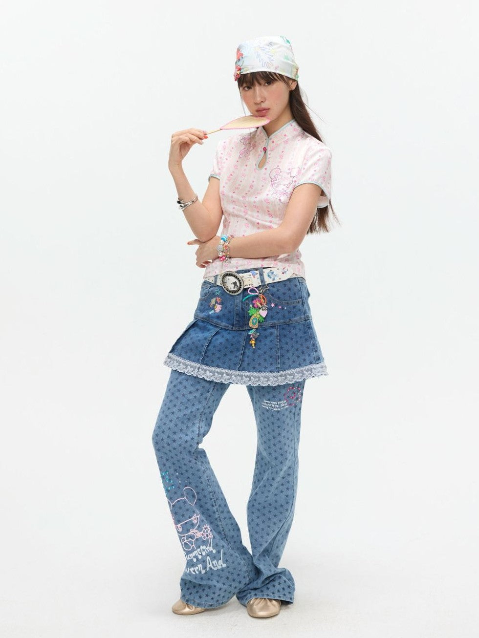BETWEENAND Blush Chinese Illustrated Print Rhinestone Women&
