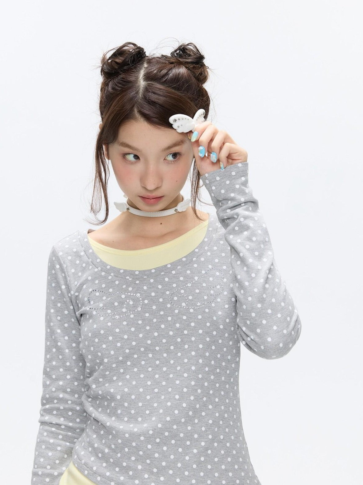 BETWEENAND Brushed Polka Dot Rhinestone Faux Layer Slim Fit Women&