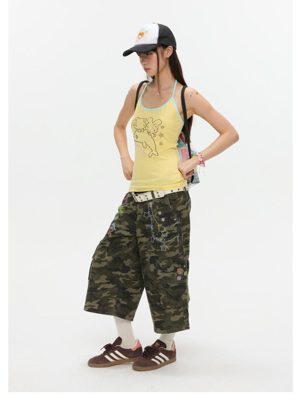 BETWEENAND Camouflage Printed Vintage Straight Leg Women&