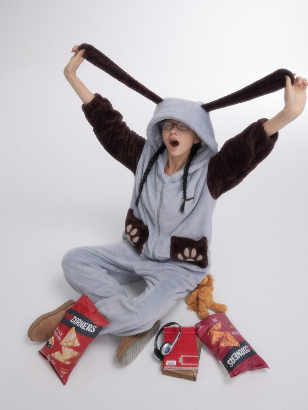BETWEENAND Cartoon Puppy Hooded Short Sleeve Shorts Women&
