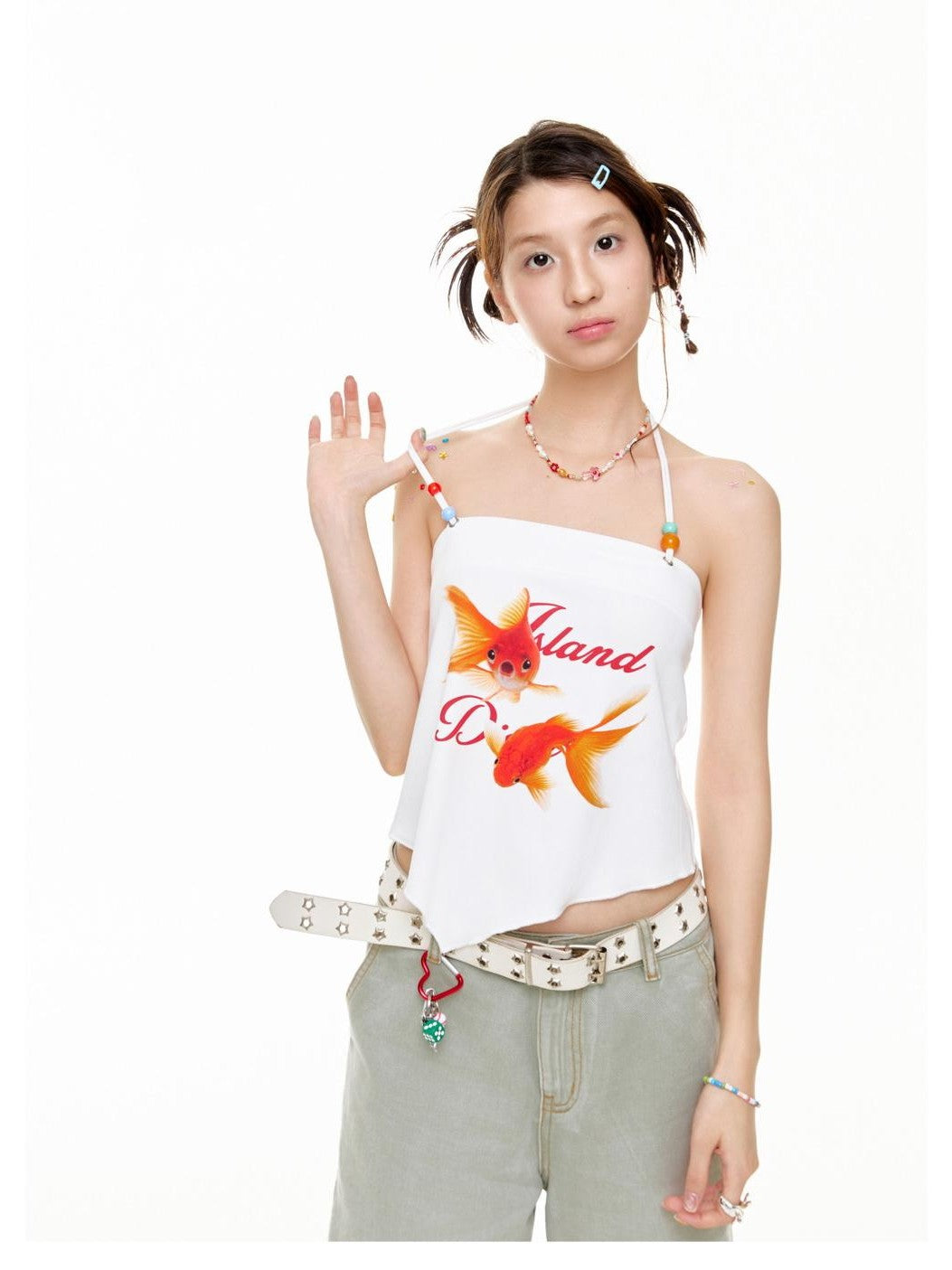 BETWEENAND Colorful Beaded Goldfish Animal Print Slim Fit Women&