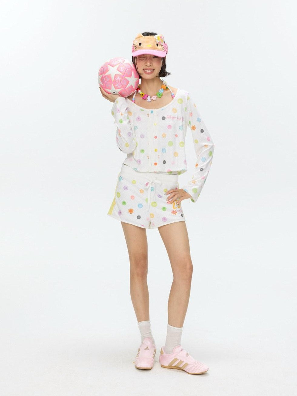 BETWEENAND Colorful Button Halter Neck Women&
