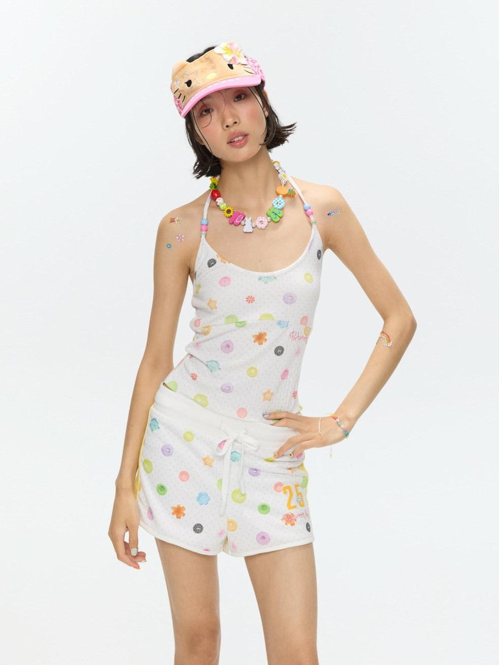 BETWEENAND Colorful Button Halter Neck Women&