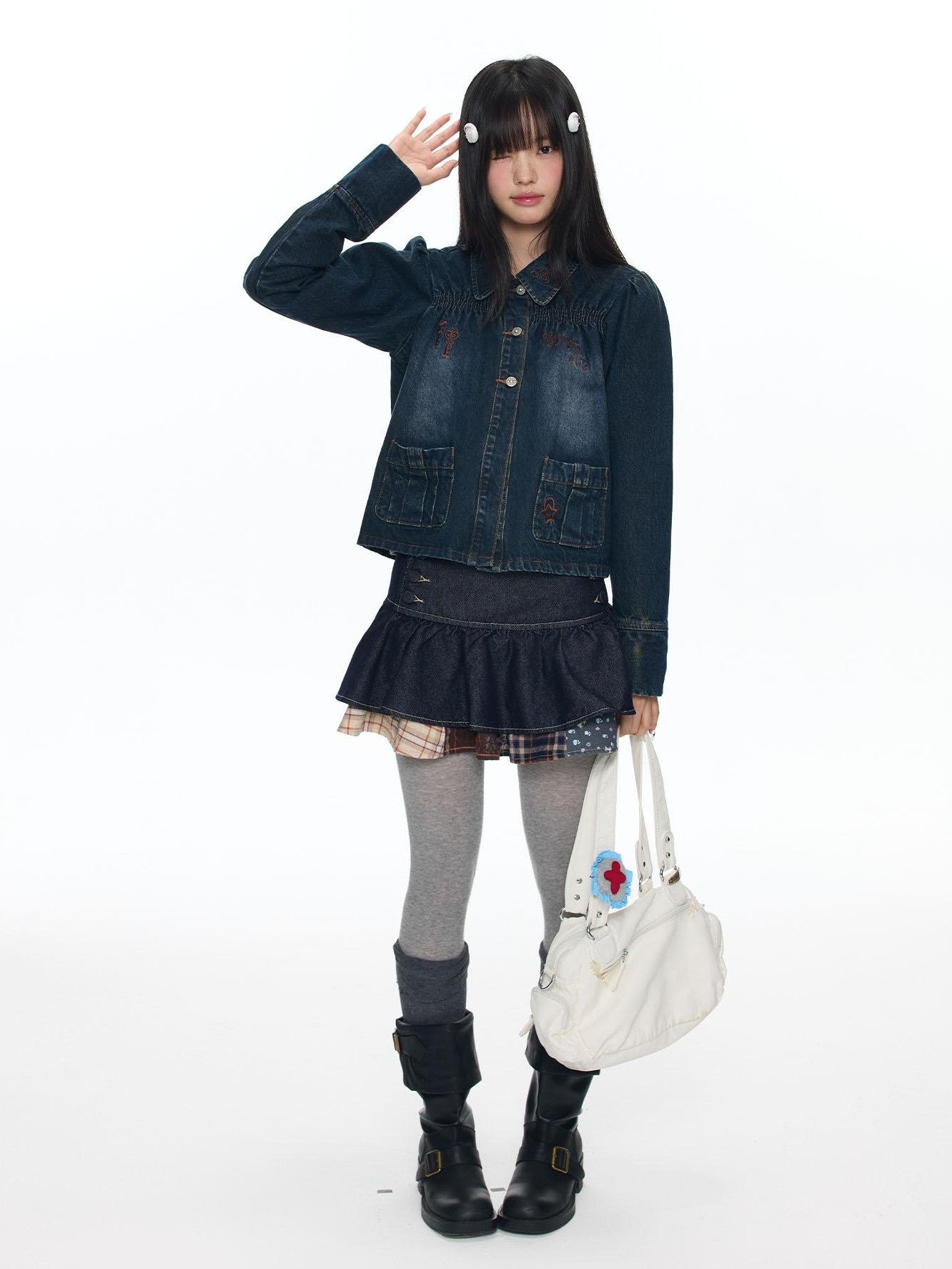 BETWEENAND Cool Washed Key Star Music Note Embroidery Straight Women&