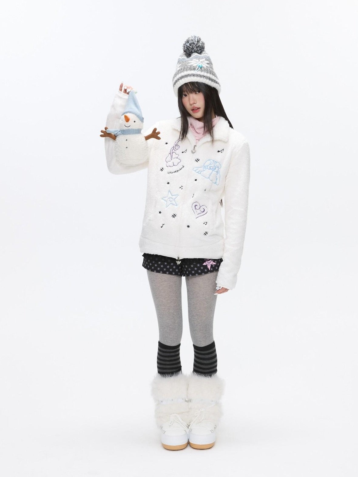 BETWEENAND Creamy Plush Embroidered Stand Collar Women&