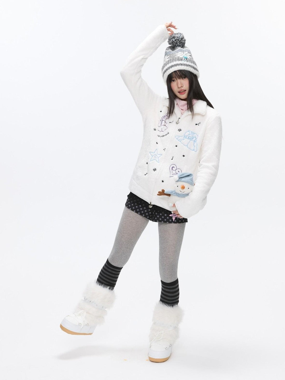 BETWEENAND Creamy Plush Embroidered Stand Collar Women&