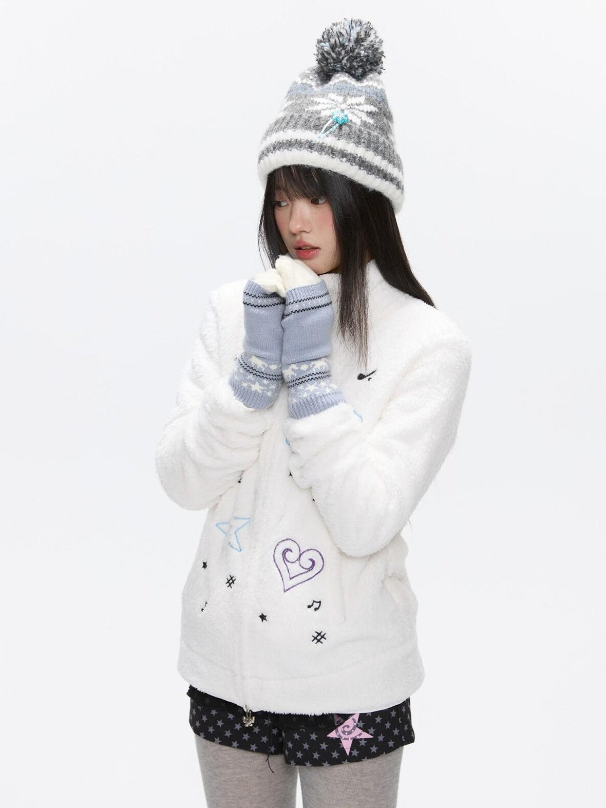BETWEENAND Creamy Plush Embroidered Stand Collar Women&