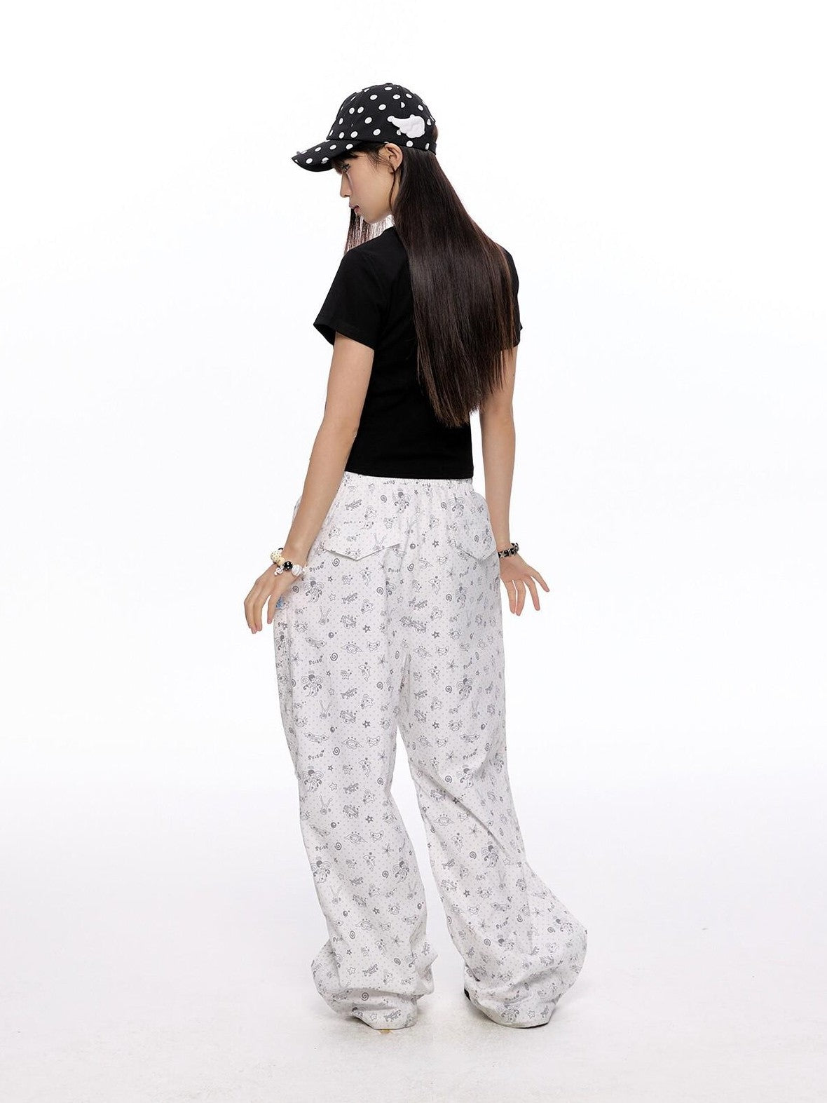 BETWEENAND Cropped Tricolor Letter Print Women&