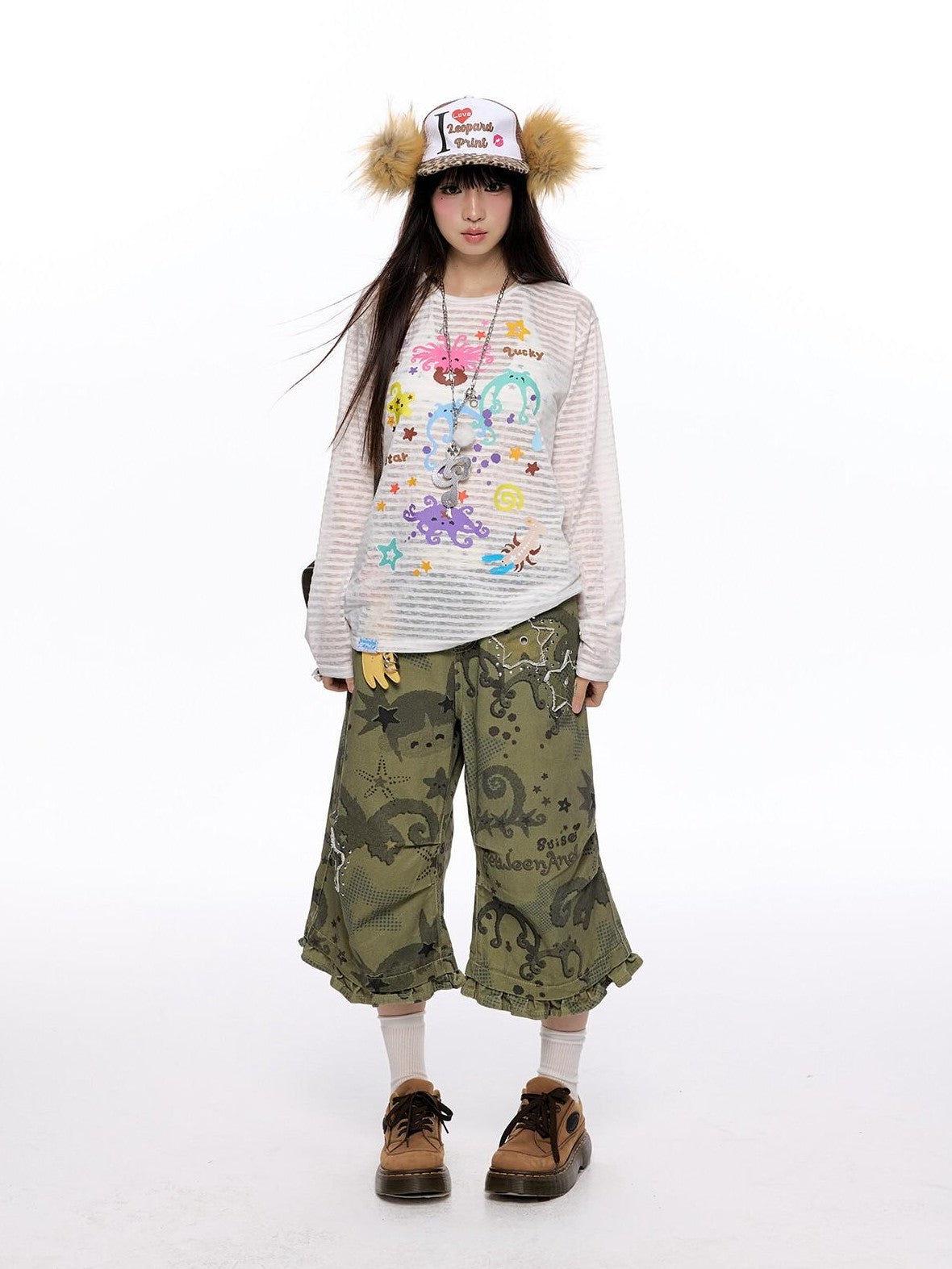 BETWEENAND Distressed Allover Star Print Vintage Cargo Women&