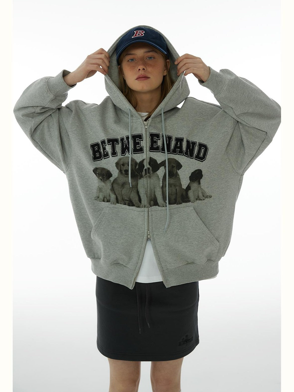 BETWEENAND Dog Family Embroidered Zip Hooded Women&