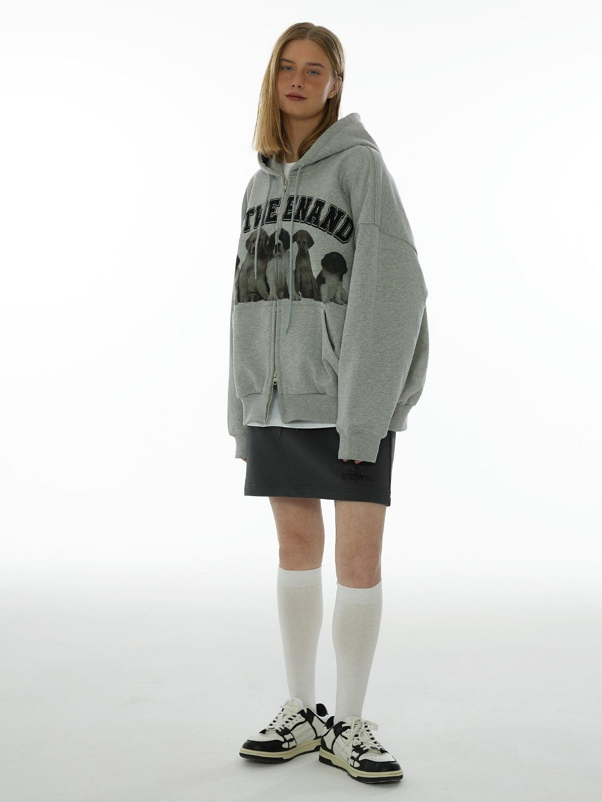 BETWEENAND Dog Family Embroidered Zip Hooded Women&