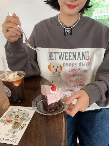 BETWEENAND Dog Patch Contrast V-neck Embroidered Women&