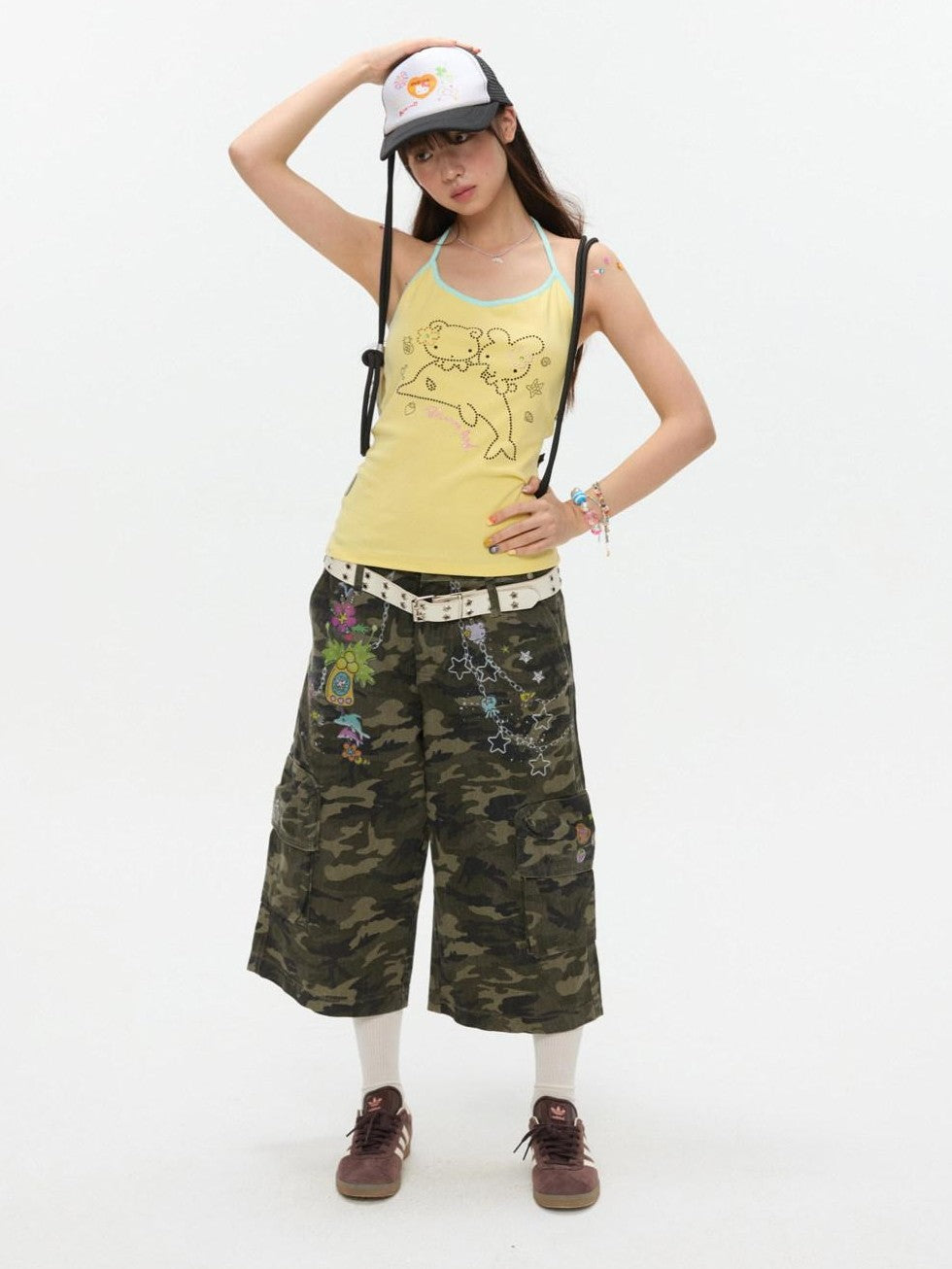 BETWEENAND Dolphin Beaded Rhinestone Print Slim Women&