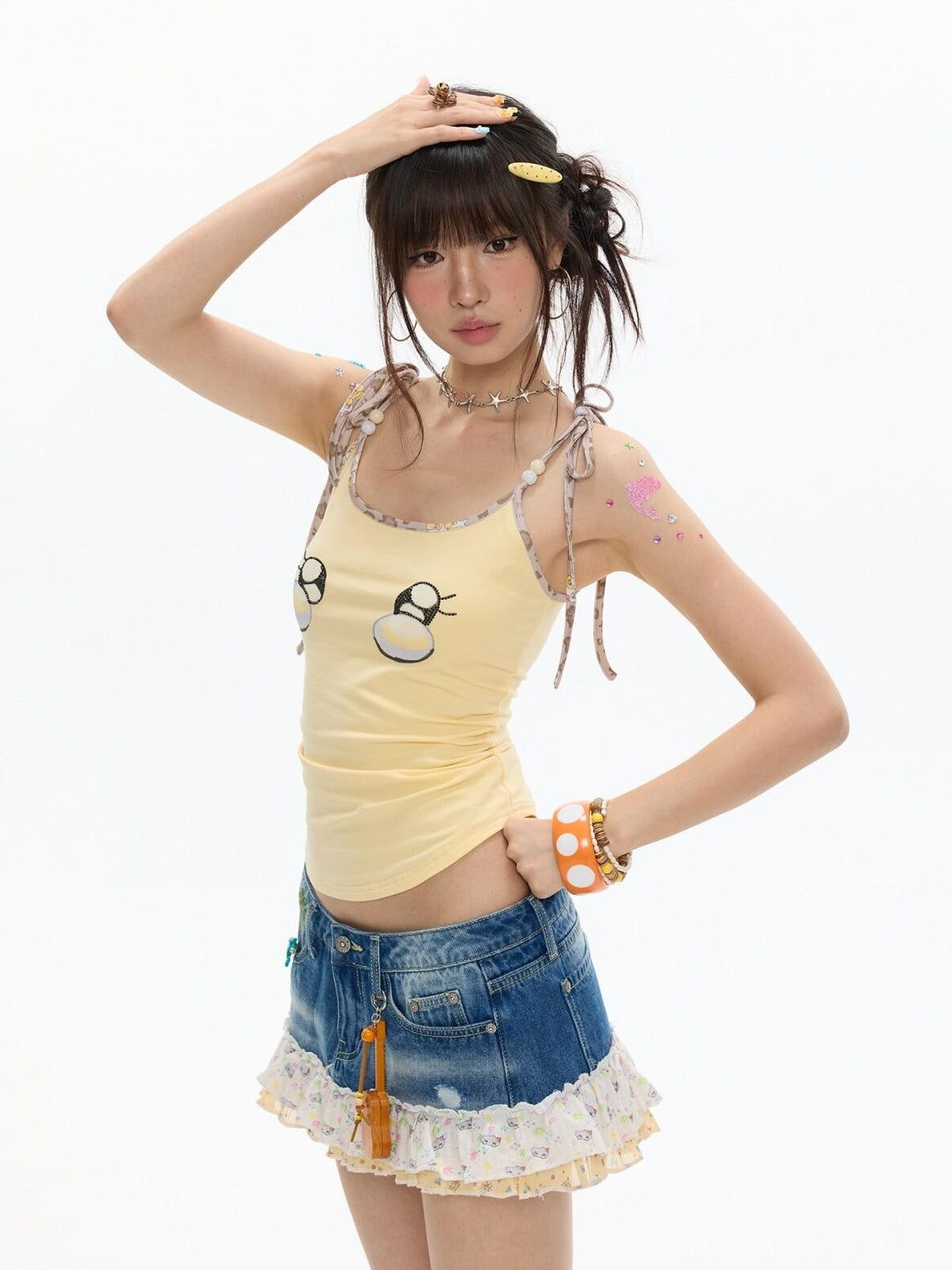 BETWEENAND Egg Yellow Leopard Print V-neck Slim Fit Women&