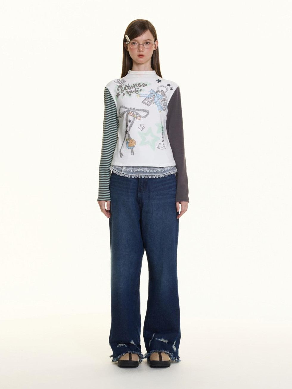 BETWEENAND Faded Wash Leg Lengthening Distressed Hem Women&