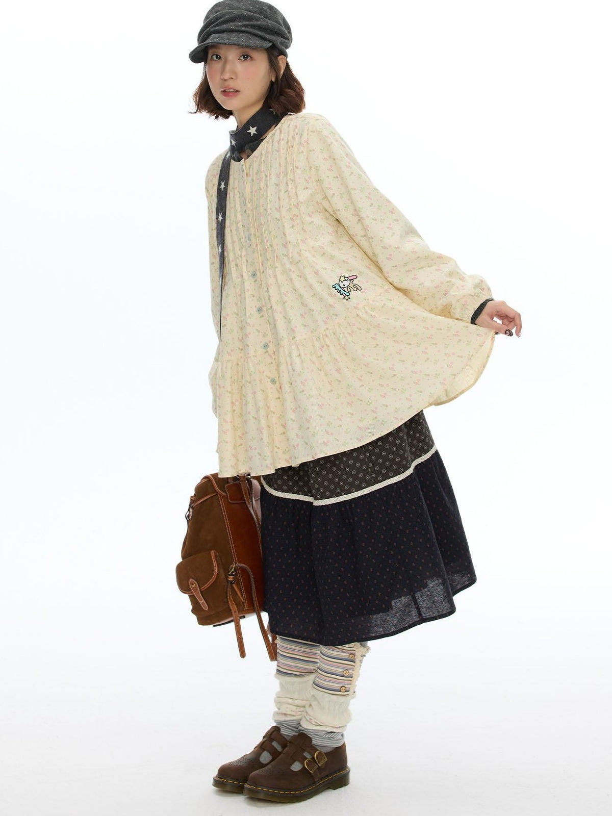 BETWEENAND Floral Print Lantern Sleeve Round Neck Women&