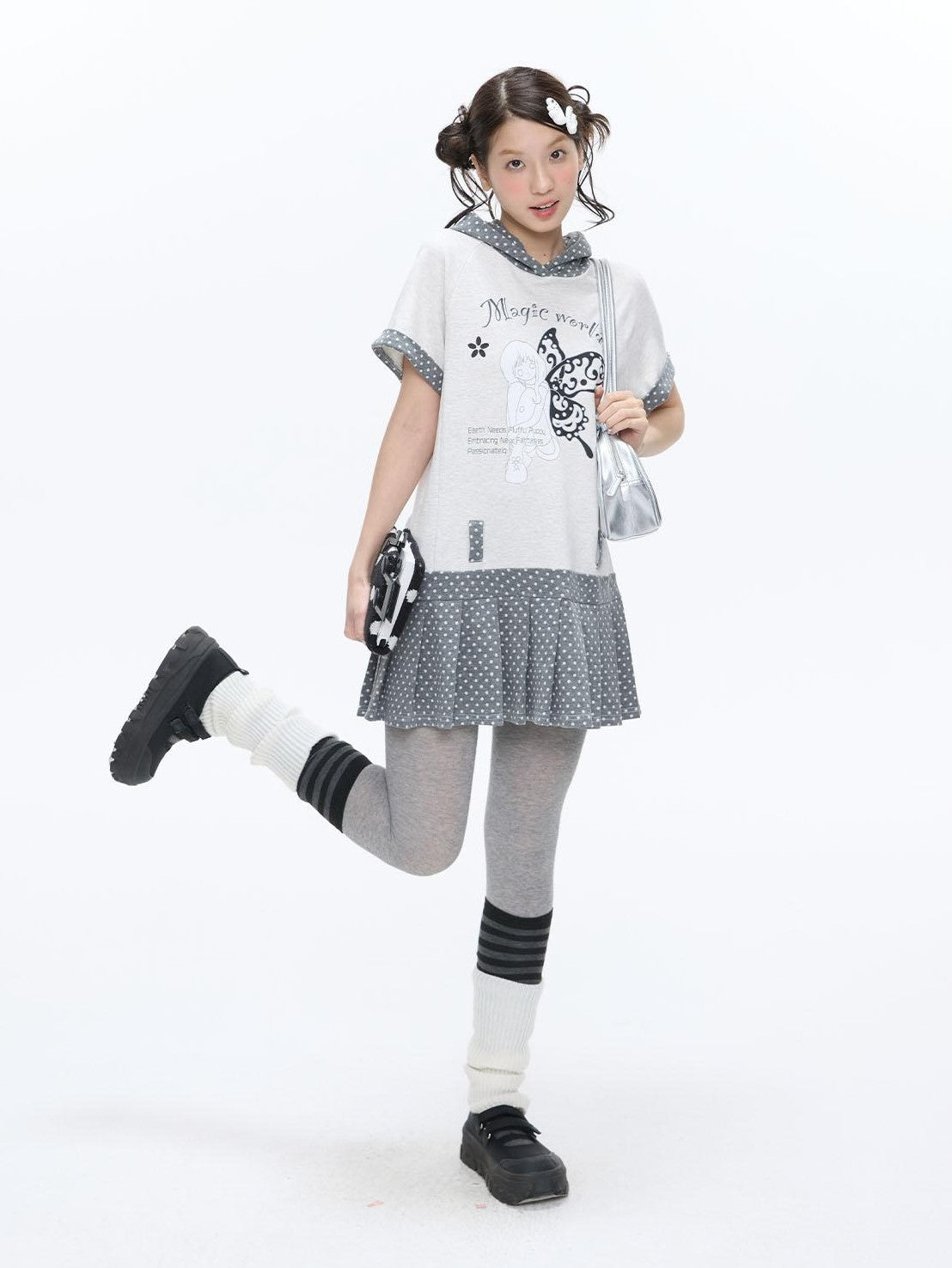 BETWEENAND Glitter Print Pleated Hooded Women&