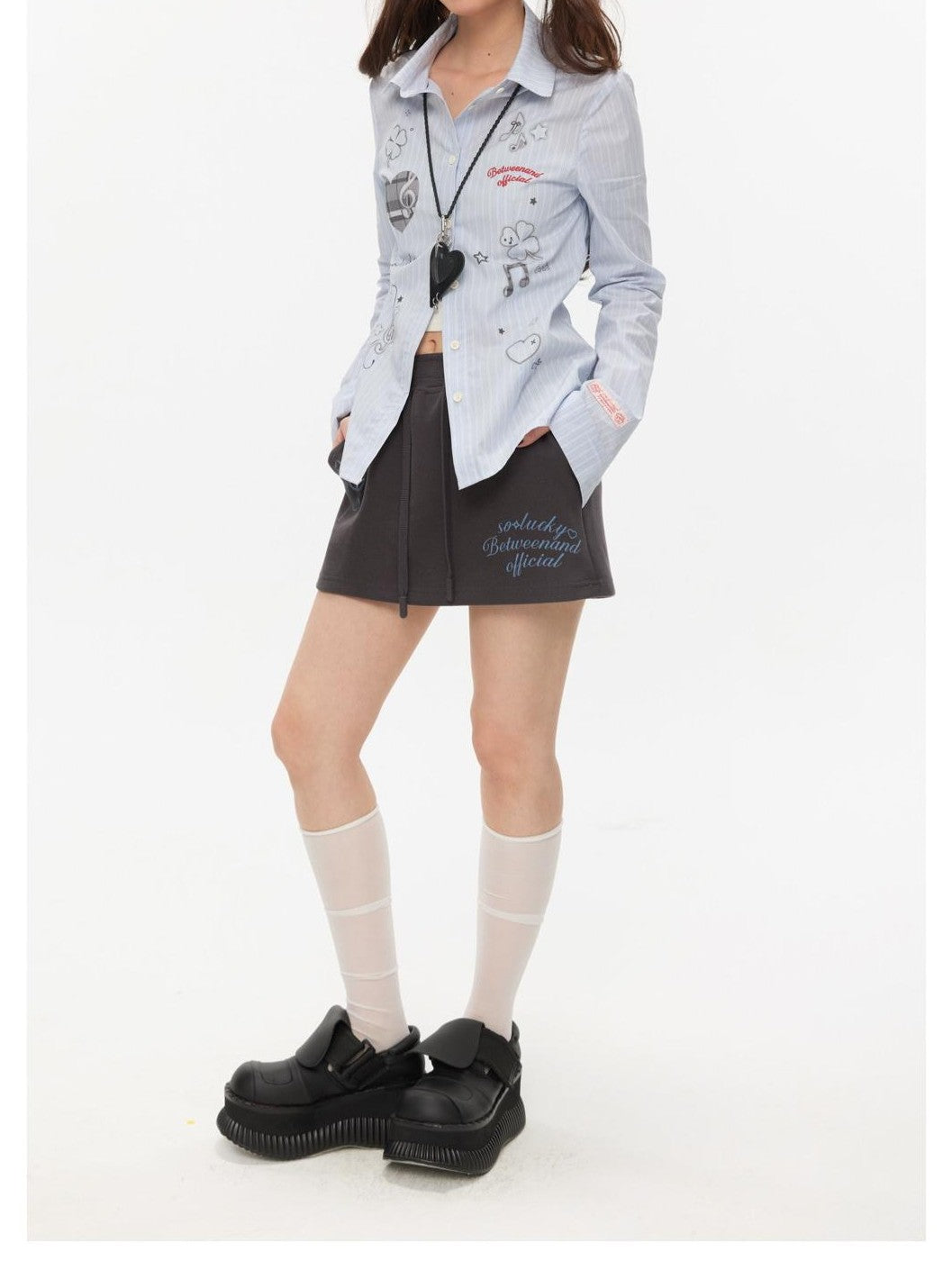 BETWEENAND Gray Casual Music Note Embroidered Print Women&