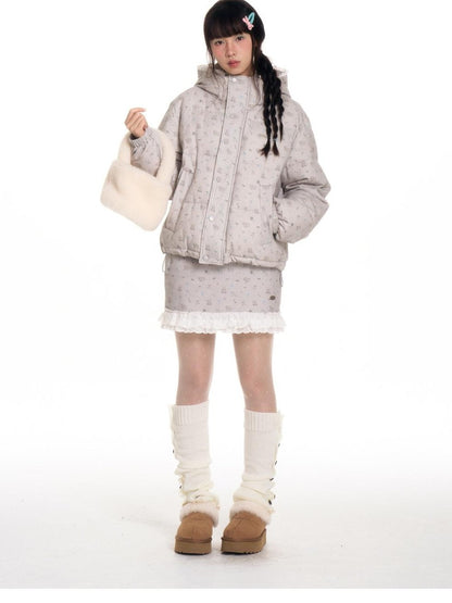 BETWEENAND Gray Full Print Lace Quilted Straight Cut Women&