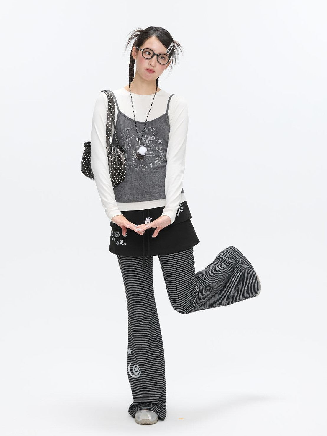 BETWEENAND Gray Glitter Print Faux Two Piece Vest Women&