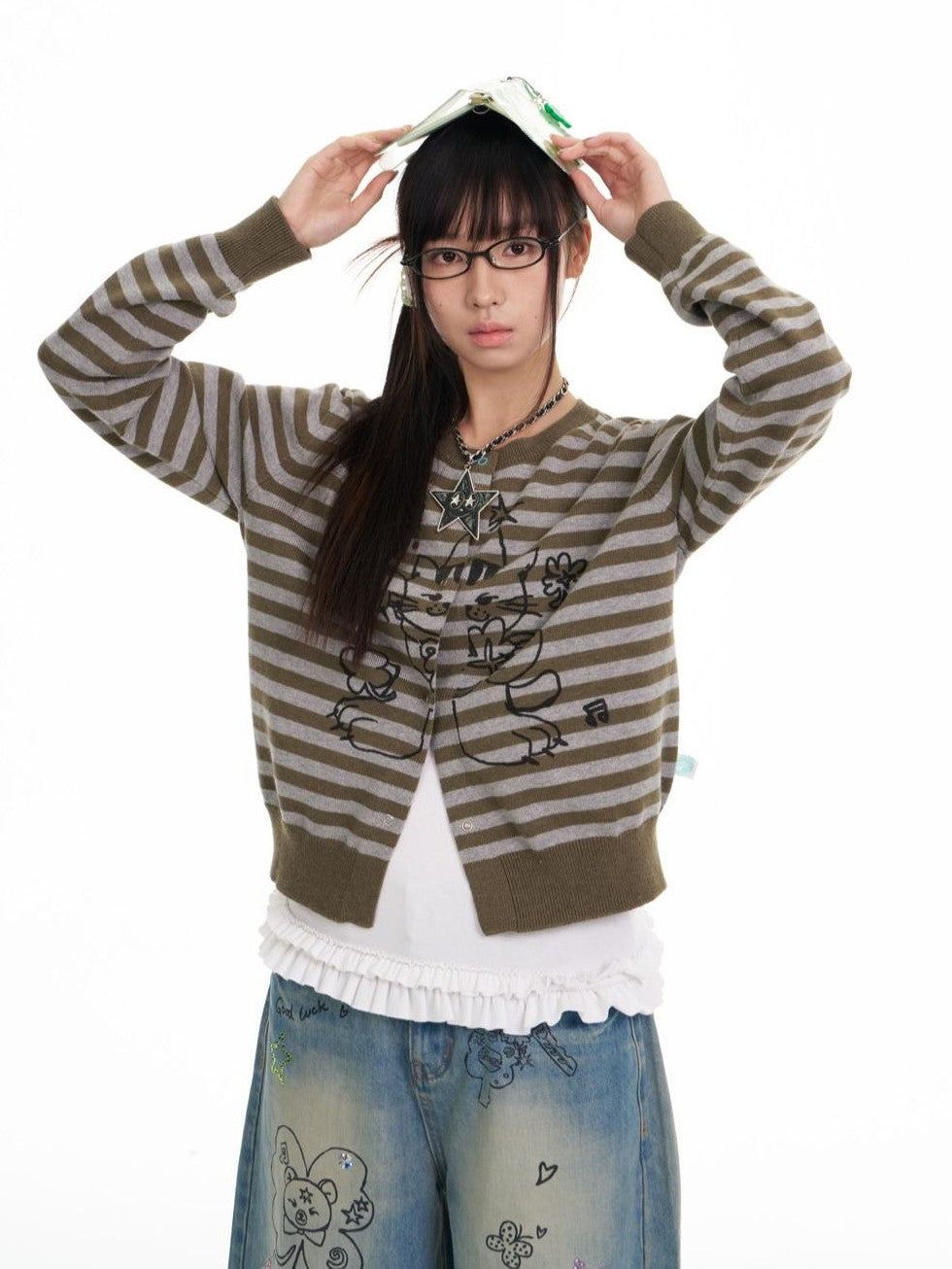 BETWEENAND Gray Green Graffiti Lucky Cat Striped Women&