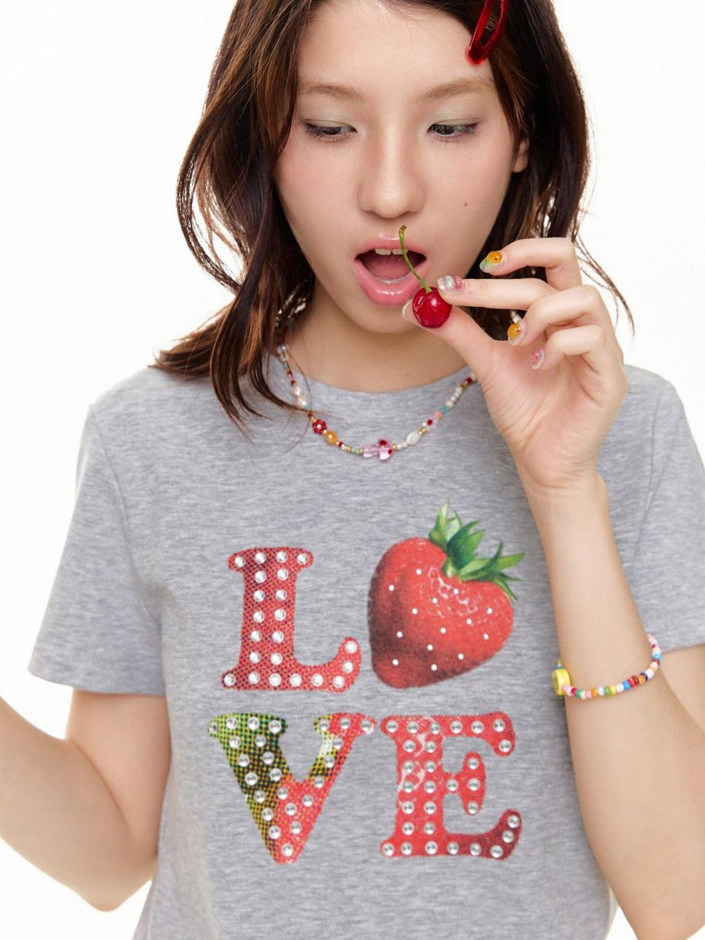 BETWEENAND Gray Strawberry Bead Heart Women&