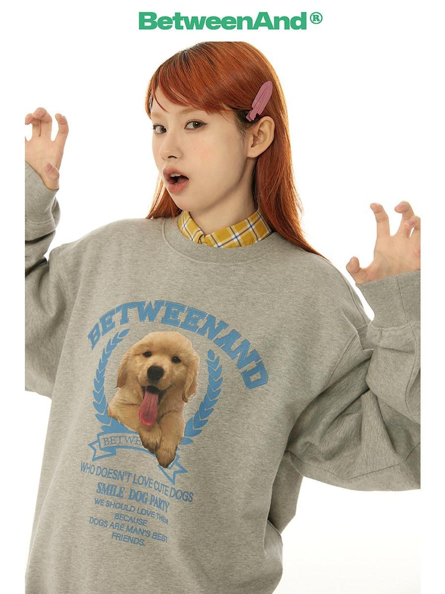BETWEENAND Gray Tongue Out Puppy Motif Loose Fit Women&