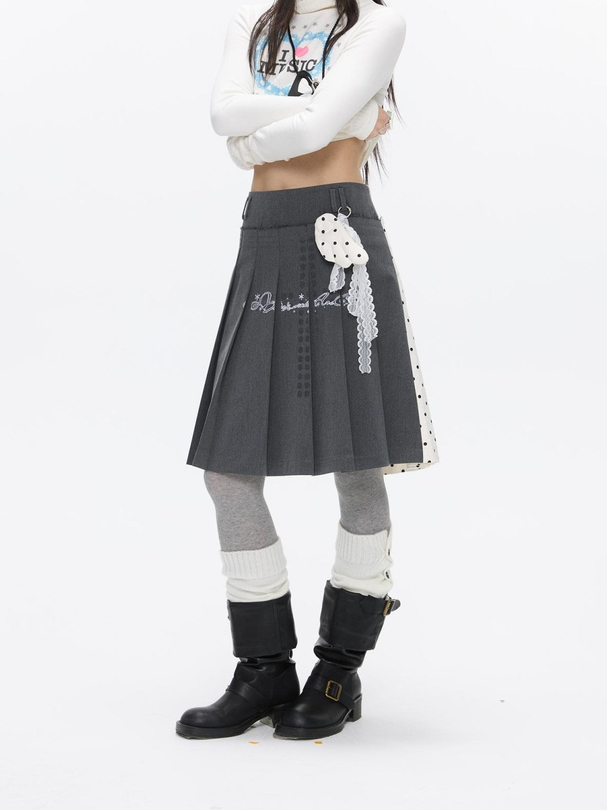 BETWEENAND Gray White Polka Dot Spliced Reversible High Waist Pleated Women&