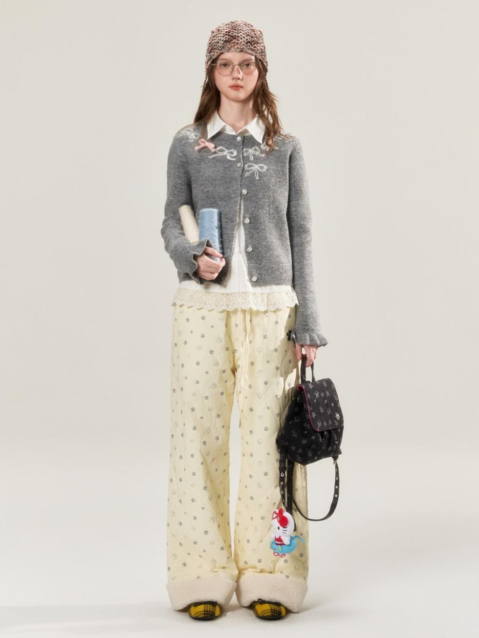 BETWEENAND Grey Crewneck Embroidered Bow Animal Motif Women&