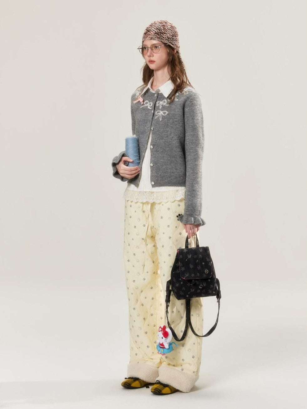 BETWEENAND Grey Crewneck Embroidered Bow Animal Motif Women&
