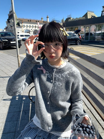 BETWEENAND Grey Crewneck Embroidered Bow Animal Motif Women&