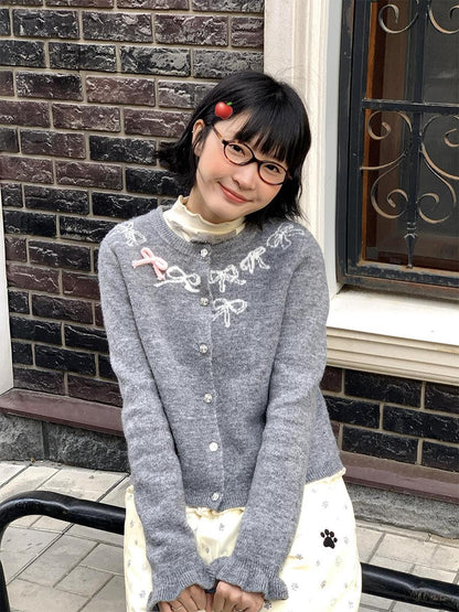 BETWEENAND Grey Crewneck Embroidered Bow Animal Motif Women&