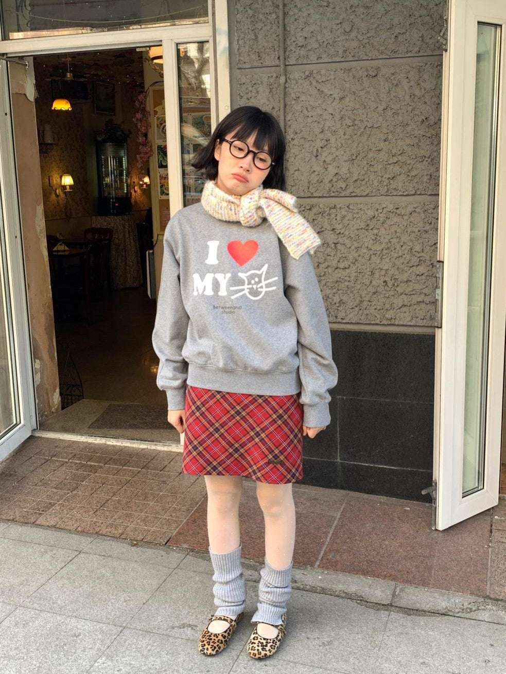 BETWEENAND Heather Gray Glitter Cat Print Pullover Women&