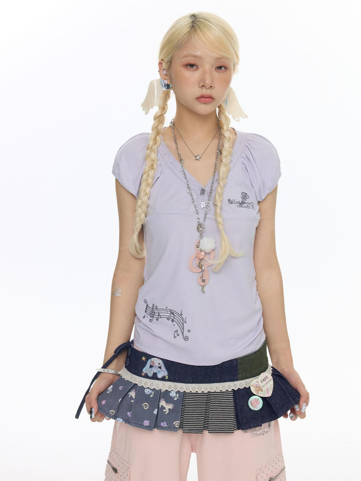 BETWEENAND Lace Embroidered Musical Note Key Rhinestone Women&