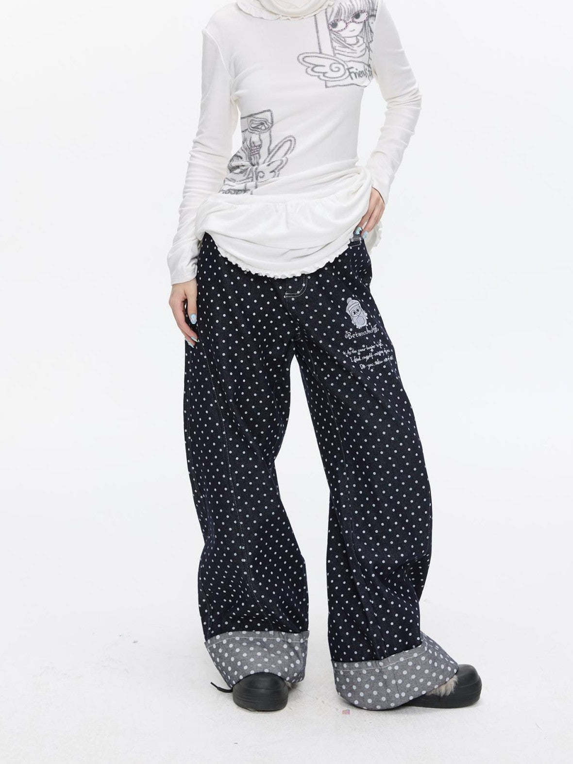 BETWEENAND Machine Embroidered Penguin Polka Dot Women&