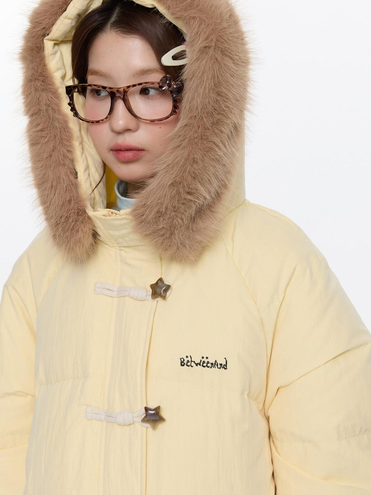 BETWEENAND Milk Yellow Embroidered Print Hooded Long Toggle Loose Women&