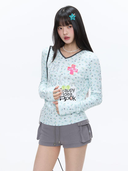 BETWEENAND Mint Allover Print V-neck Loose Women&
