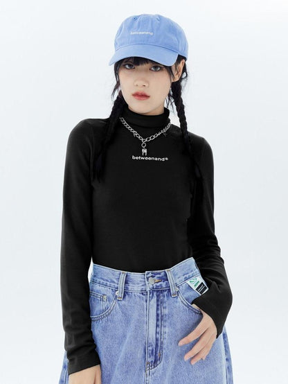 BETWEENAND Multicolor Logo High Neck Fitted Women&