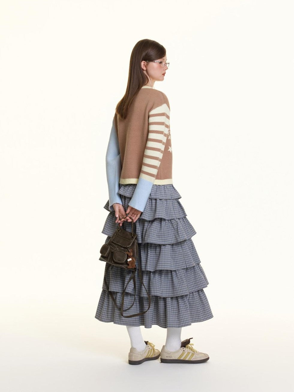 BETWEENAND Pastel Colorblock Star Embroidered Women&