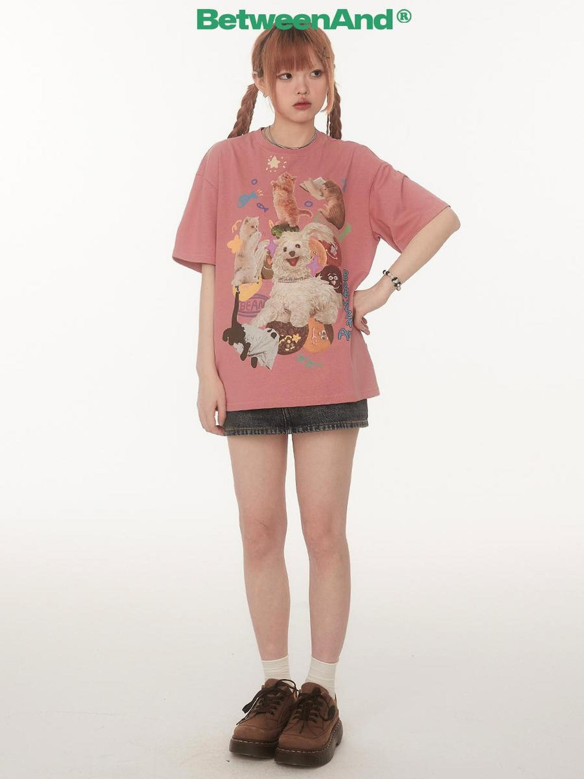 BETWEENAND Playful Cat Dog Print Creative Round Neck Women&