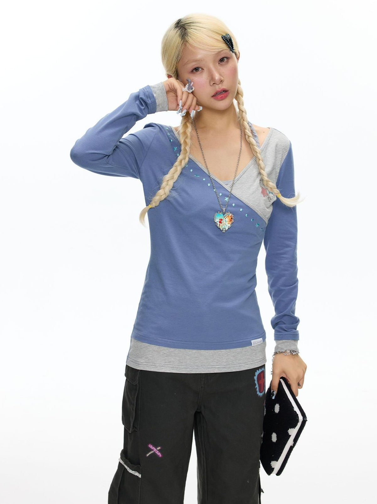 BETWEENAND Polka Dot Embroidered Asymmetric V-neck Women&