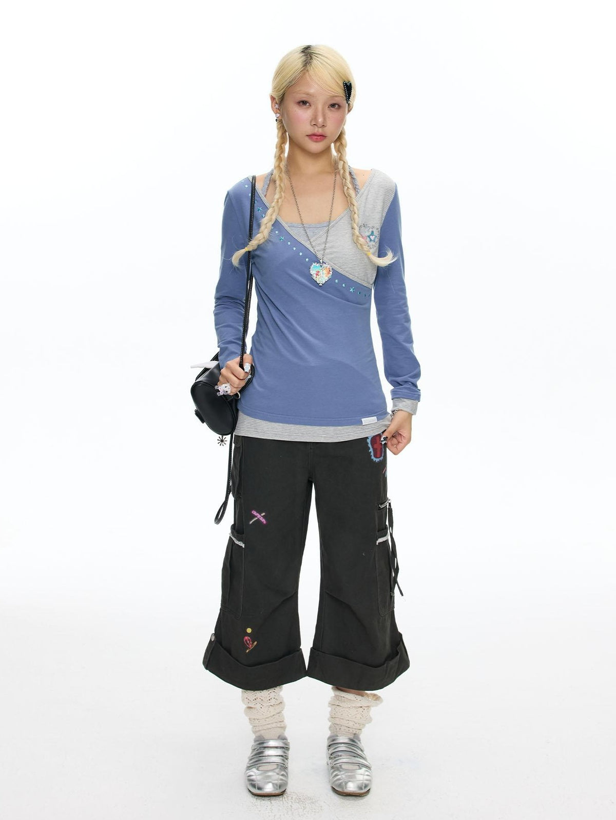 BETWEENAND Polka Dot Embroidered Asymmetric V-neck Women&