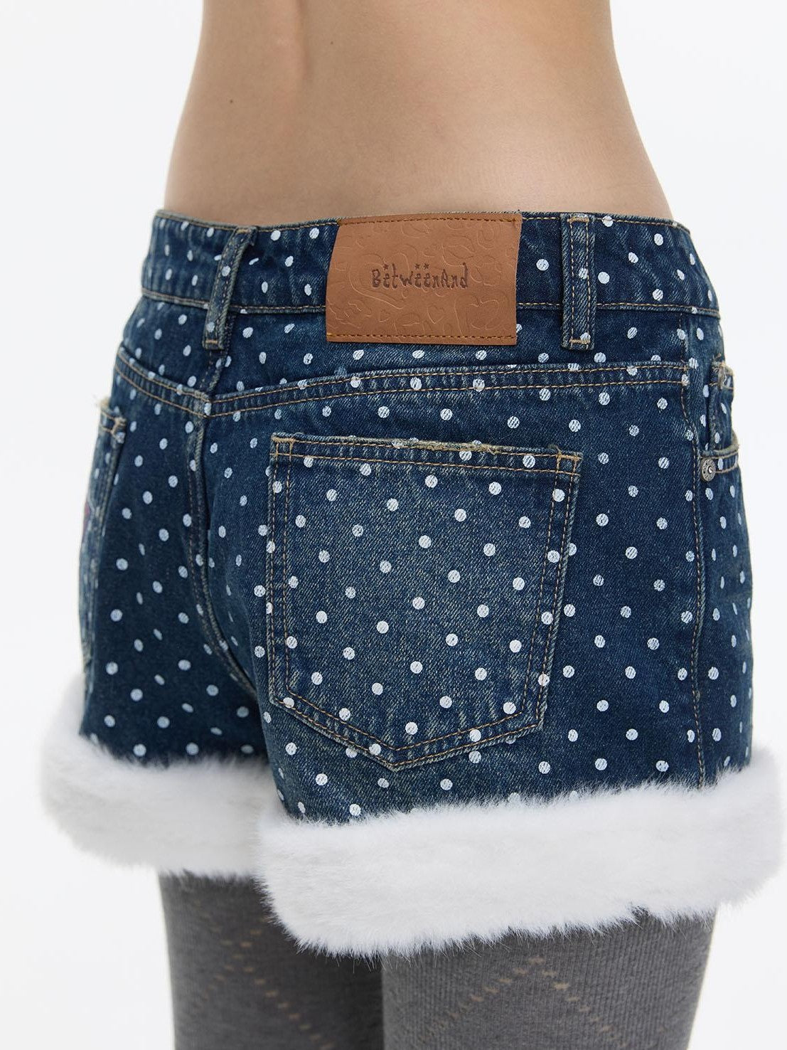 BETWEENAND Polka Dot Embroidered Fleece Patchwork High Waisted Women&