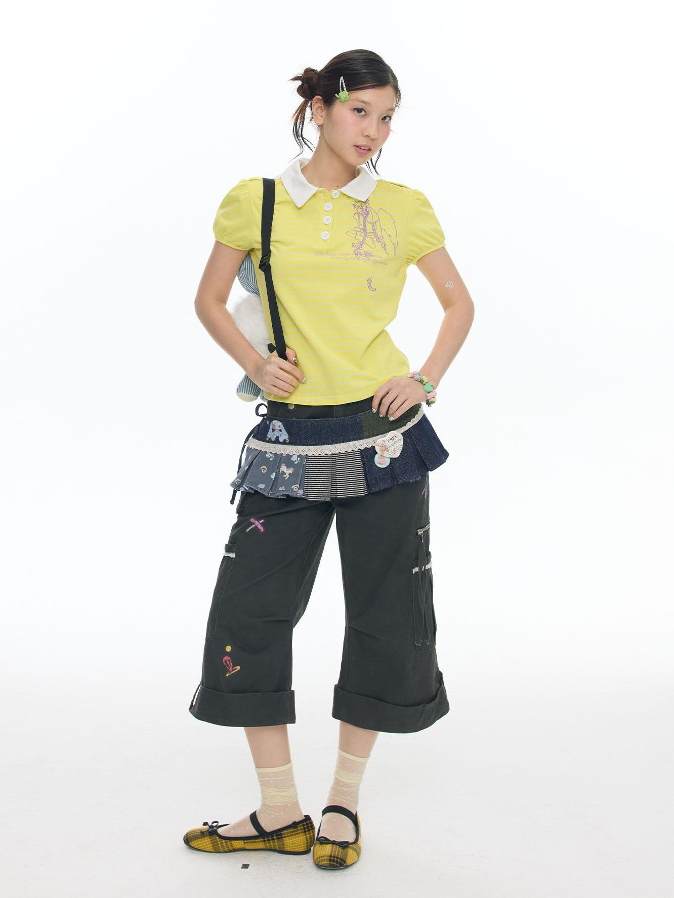 BETWEENAND Printed Micro Flare Multi Pocket Low Waist Cargo Women&