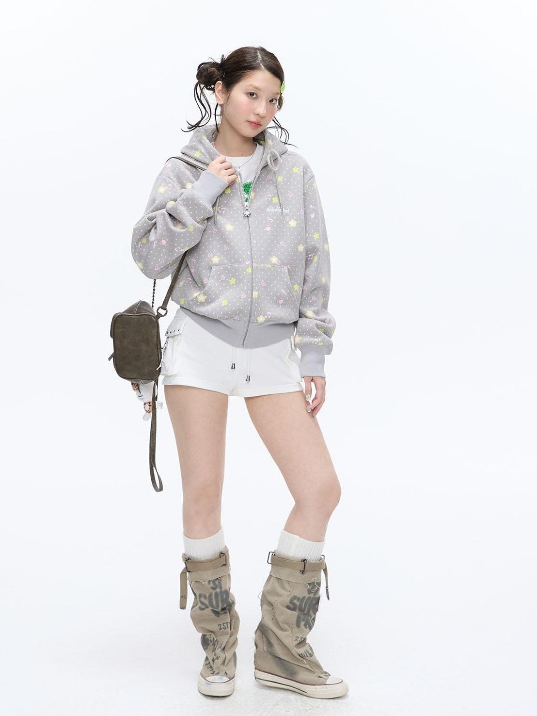 BETWEENAND Retro Four Leaf Clover Hooded Zip Women&
