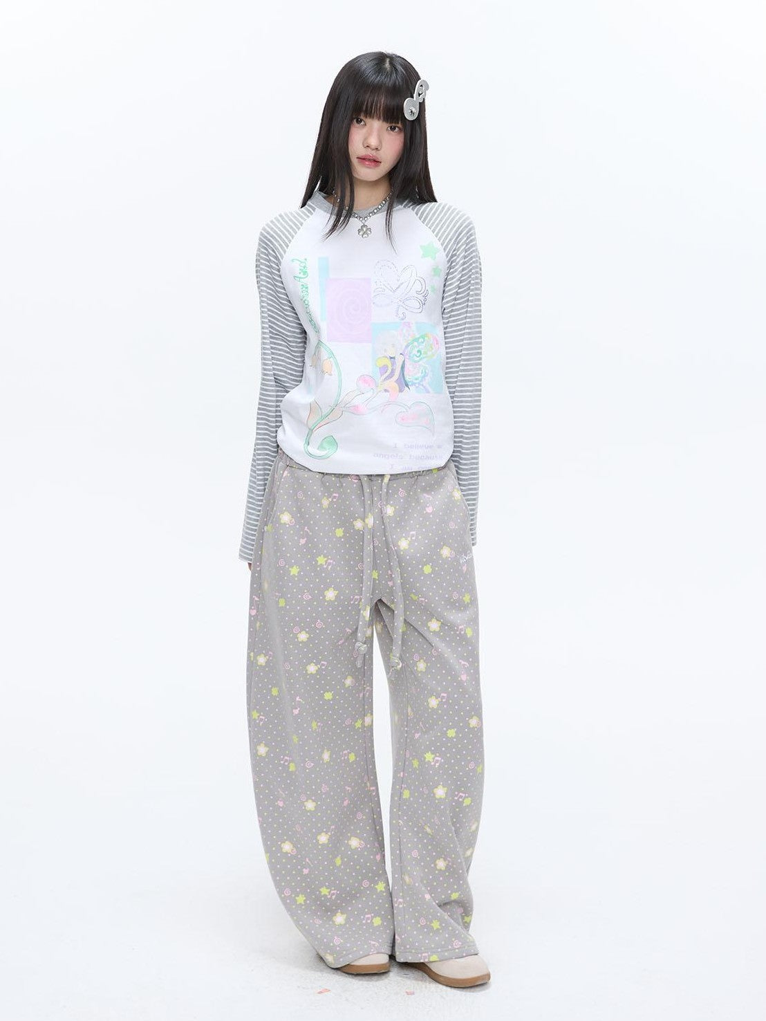 BETWEENAND Retro Four Leaf Clover Hooded Zip Women&