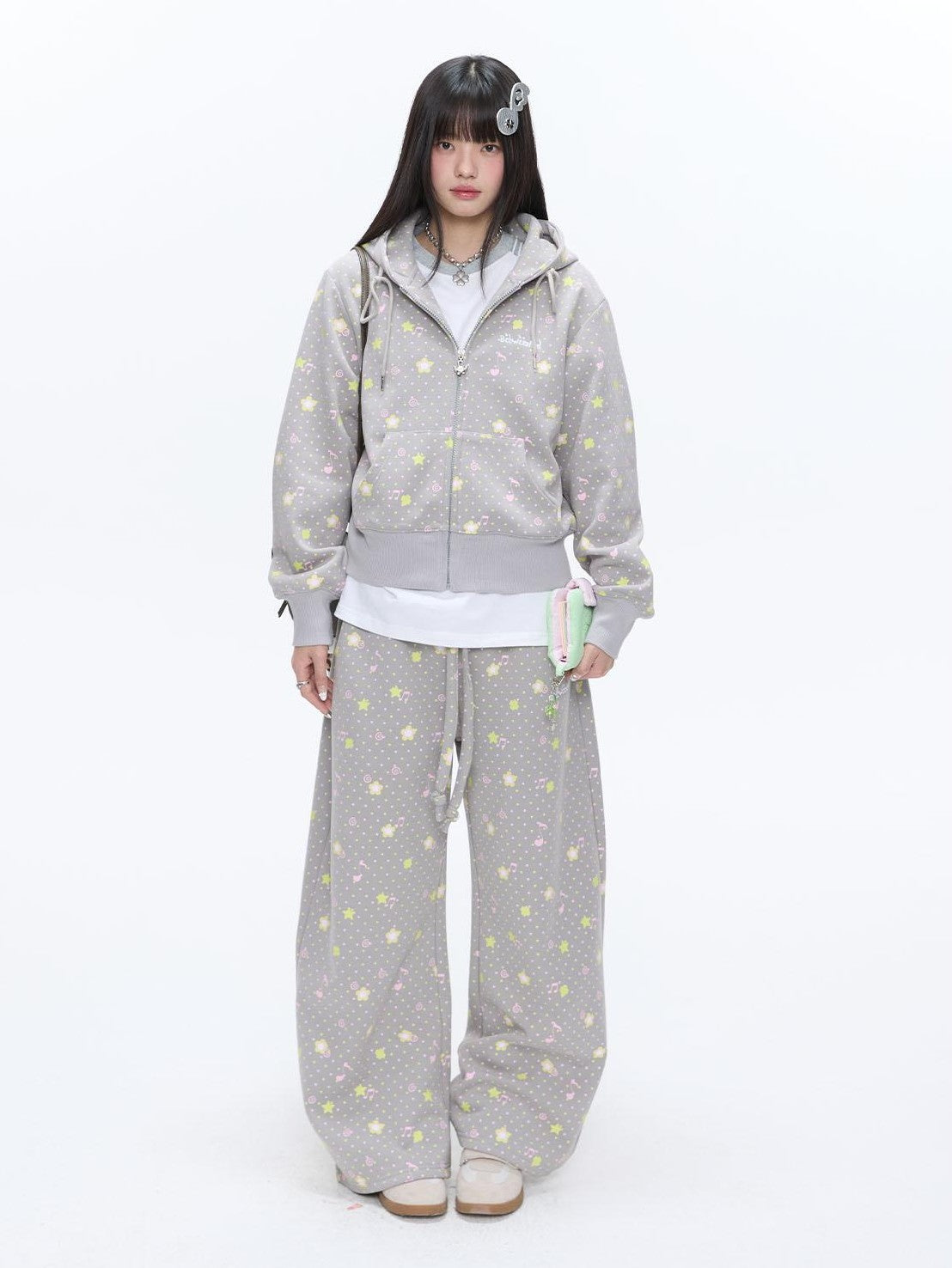 BETWEENAND Retro Four Leaf Clover Hooded Zip Women&