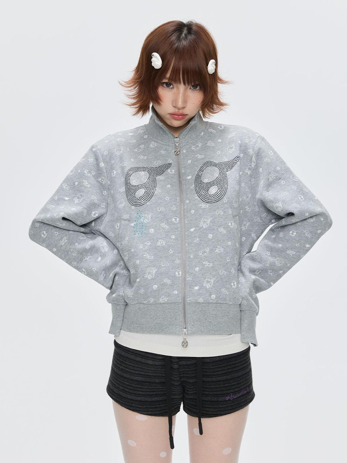 BETWEENAND Rhinestone Big Eye Allover Print Cropped Women&