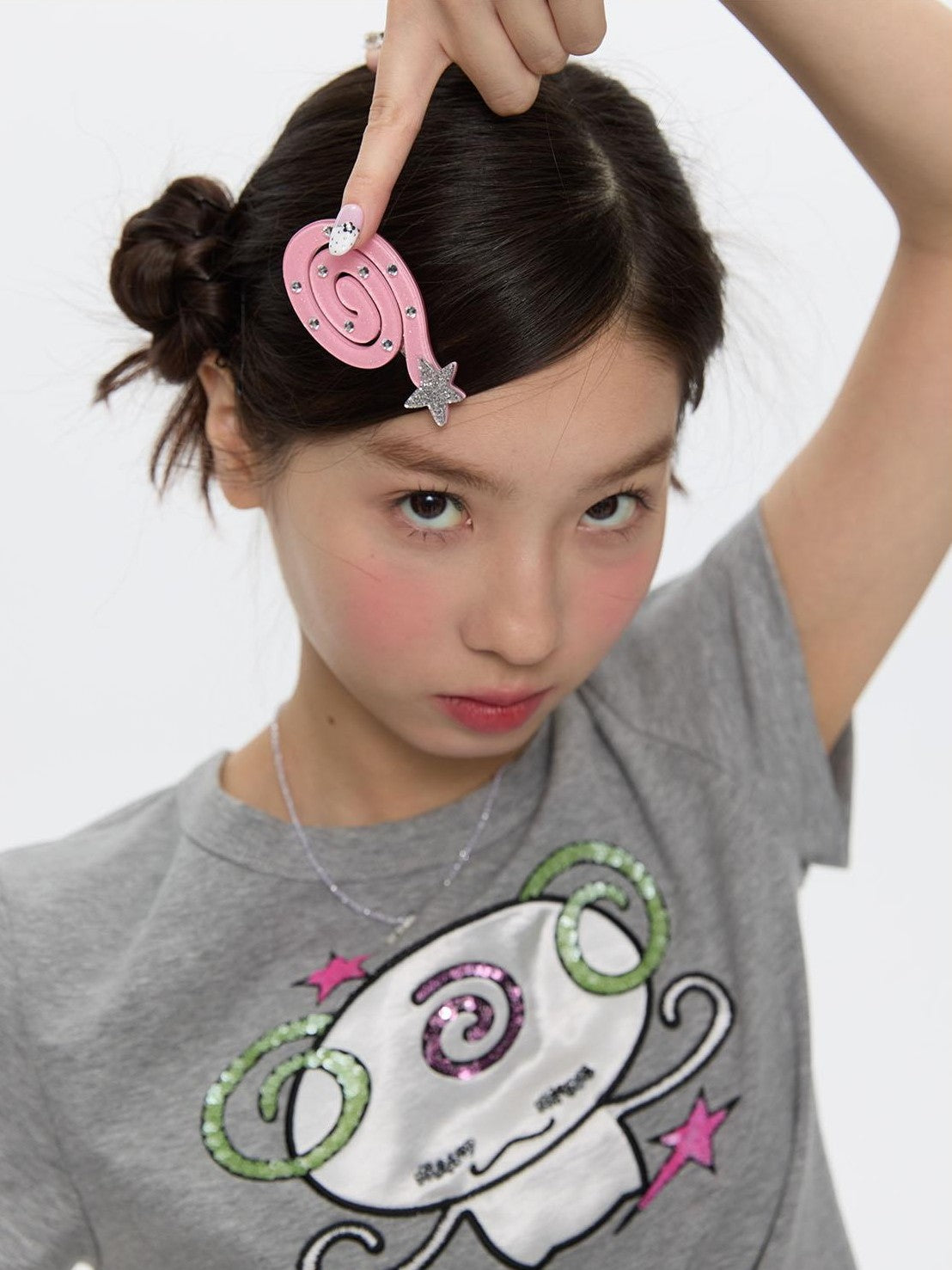 BETWEENAND Side Clip Question Mark Curl Star Women&